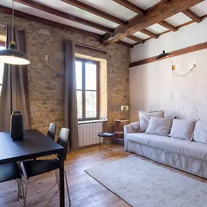 Sur Les Hauteurs Du Vieux Apartment