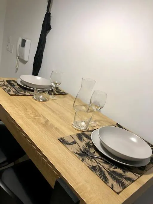 Apartment Studio Cosy, Lyon, Avec Garage Prive